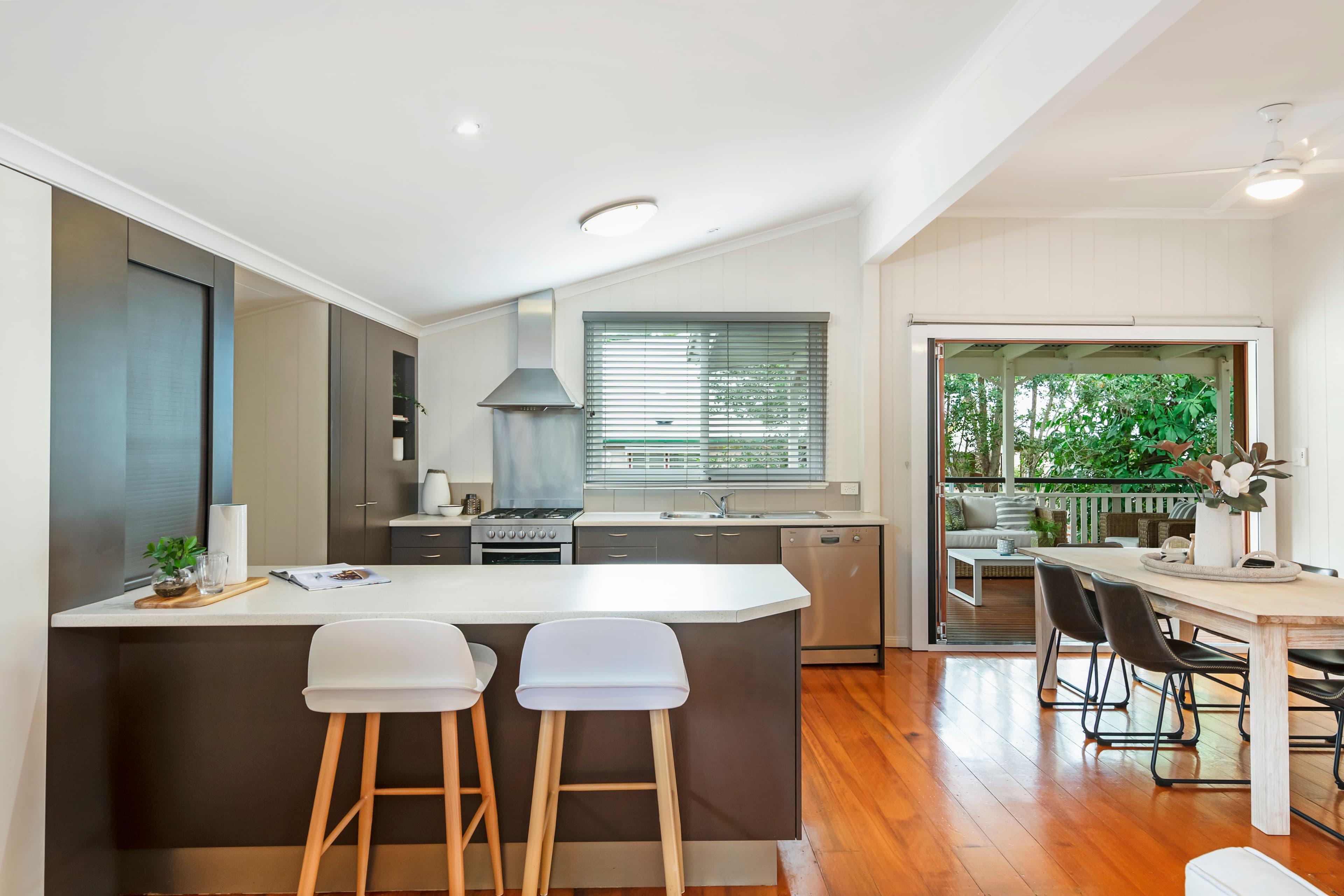 10 Tooth Avenue, Paddington QLD 4064, Paddington - Thumbnail 2