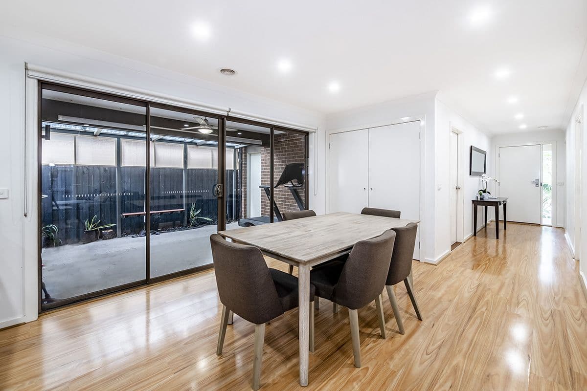 102 Glenelg Street, Clyde North VIC 3978, Clyde North - Thumbnail 5