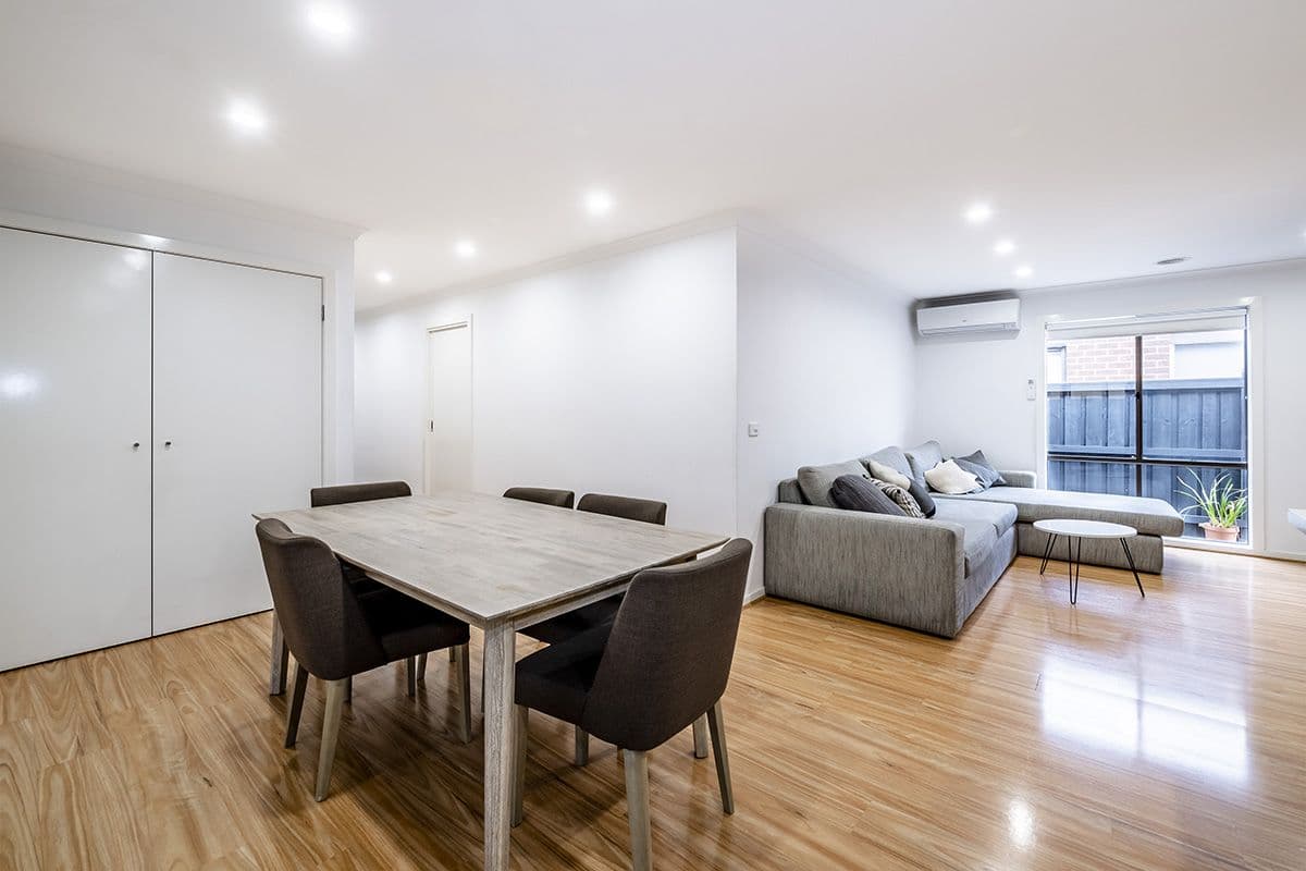 102 Glenelg Street, Clyde North VIC 3978, Clyde North - Thumbnail 8