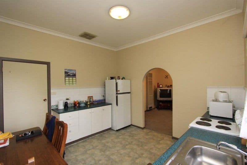 43 Barrell Street, CALIFORNIA GULLY VIC 3556, California Gully - Thumbnail 3