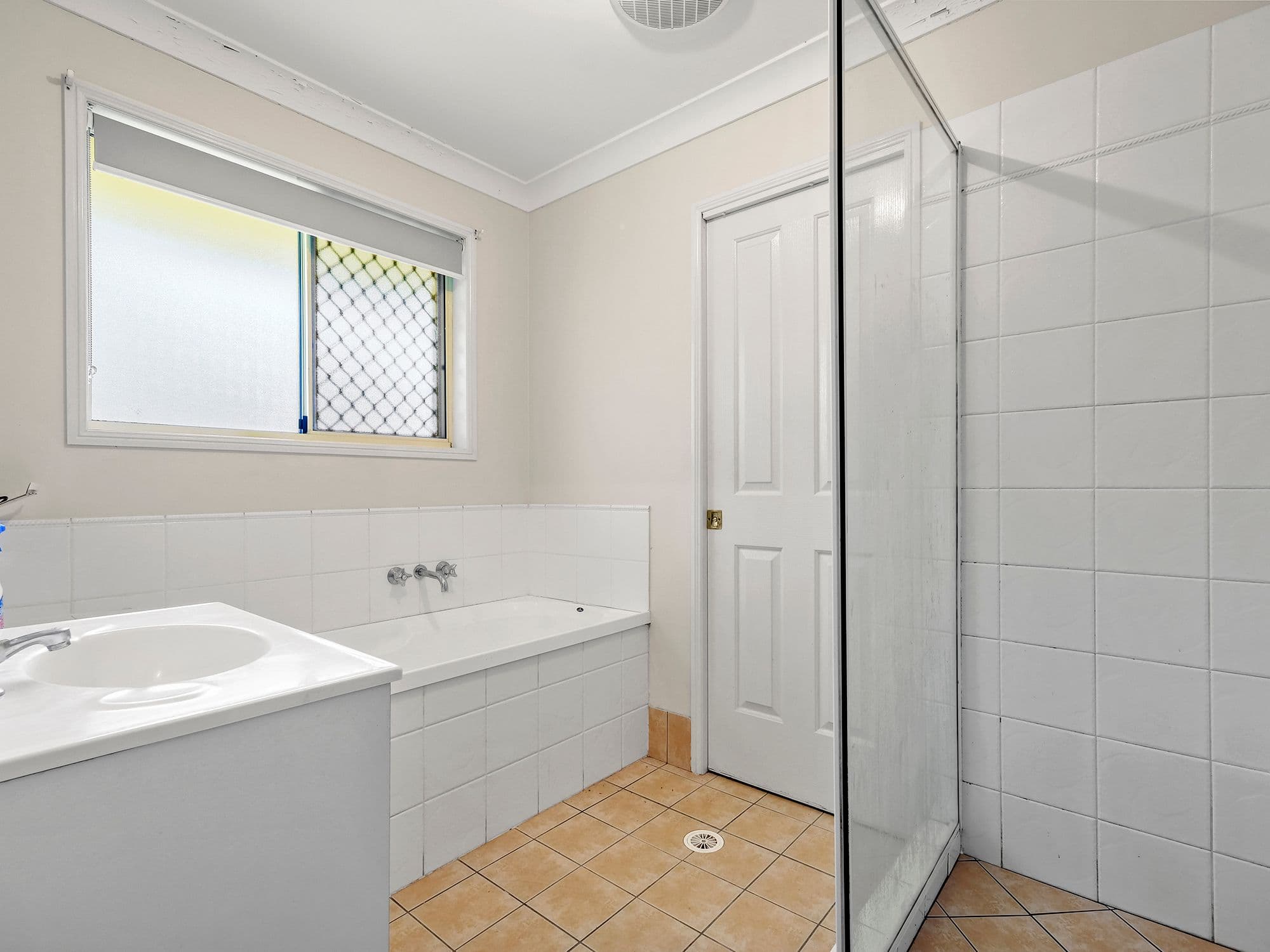 1 Caroline Street, Riverview QLD 4303, Riverview - Thumbnail 3