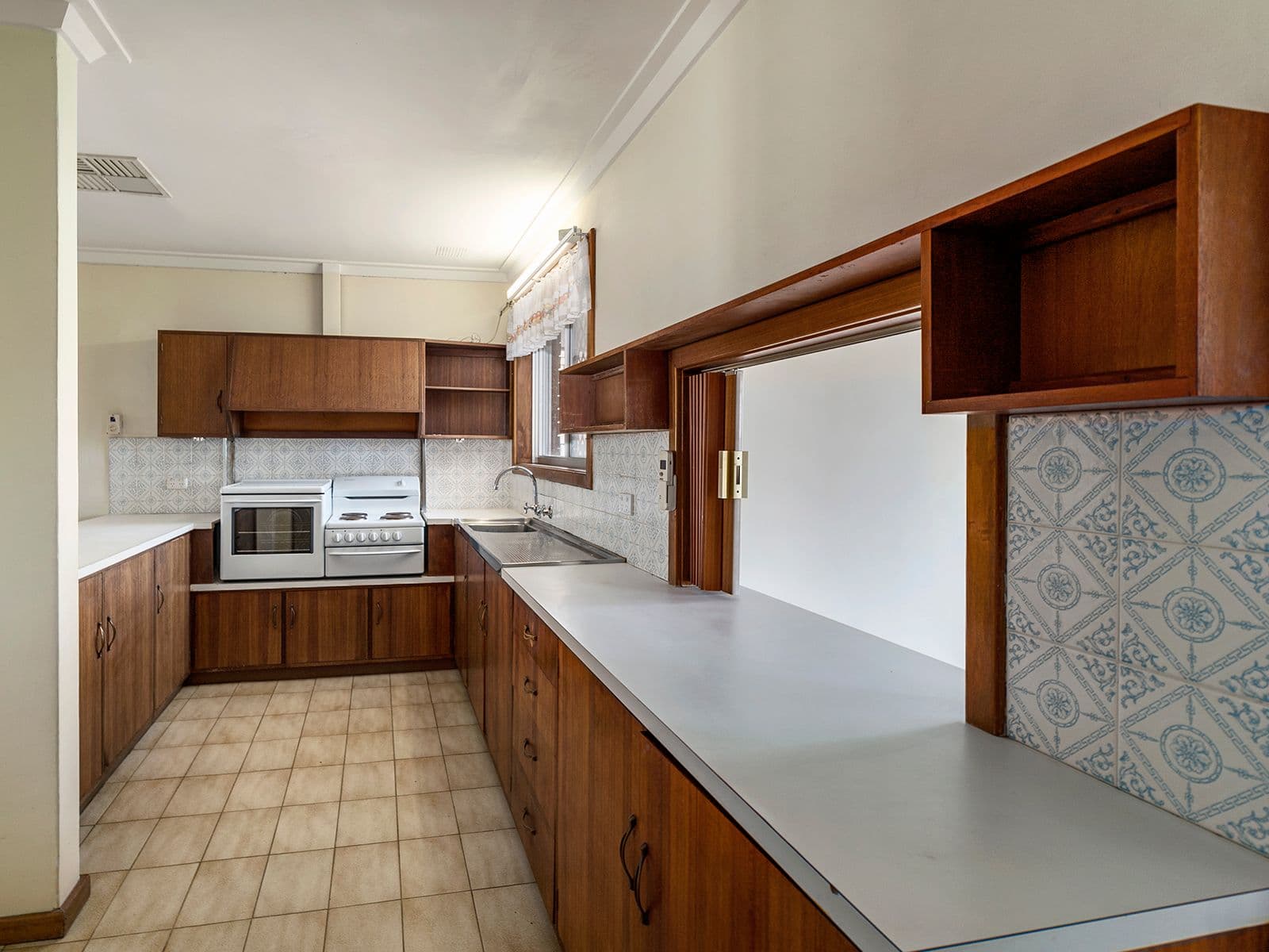 2 Martin Street, Mount Tarcoola WA 6530, Mount Tarcoola - Thumbnail 3