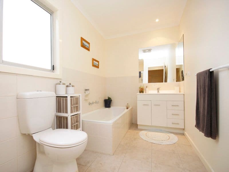 19a Harding Street, WINCHELSEA VIC 3241, Winchelsea - Thumbnail 6