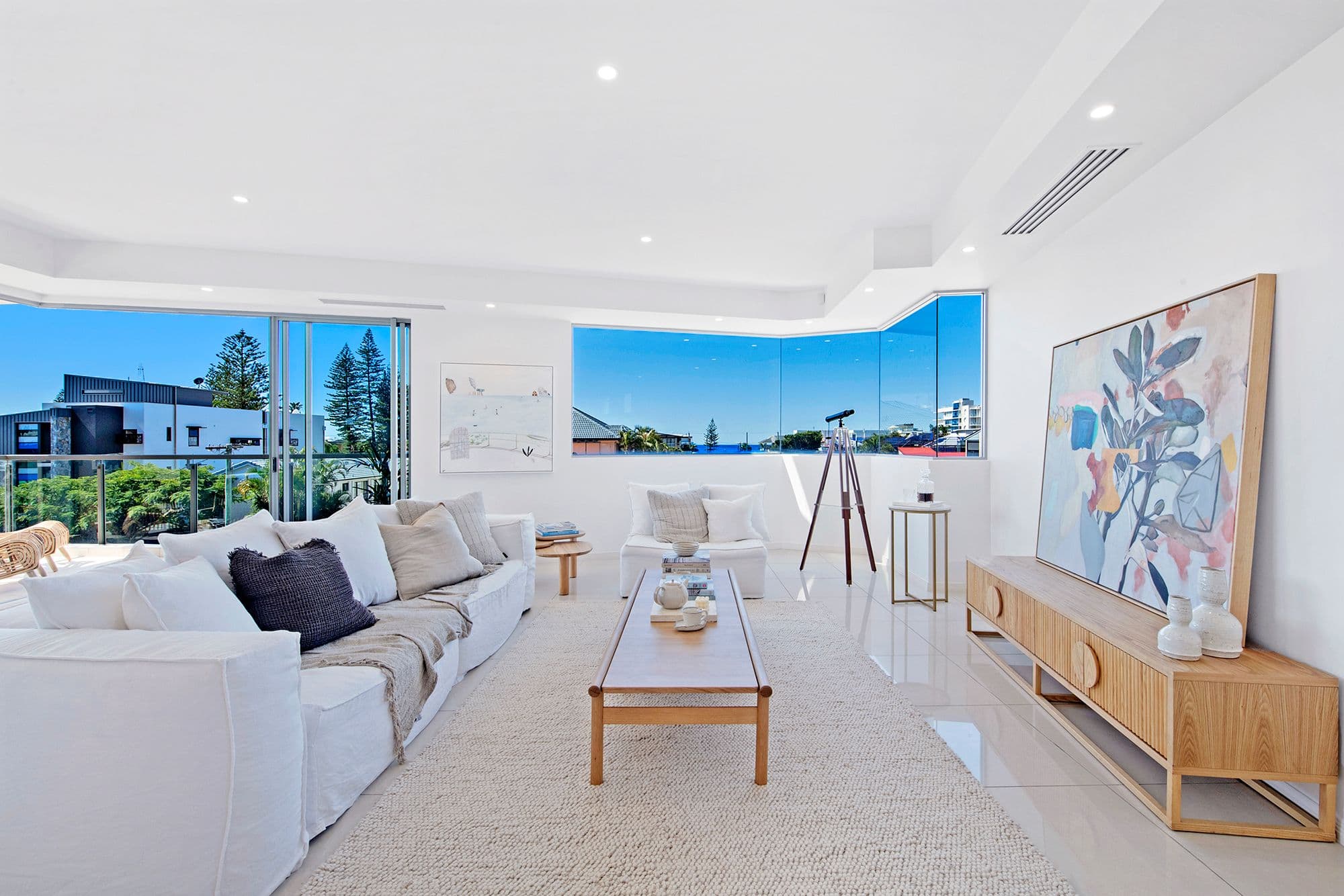 106 Petrel Avenue, Mermaid Beach QLD 4218, Mermaid Beach - Thumbnail 2
