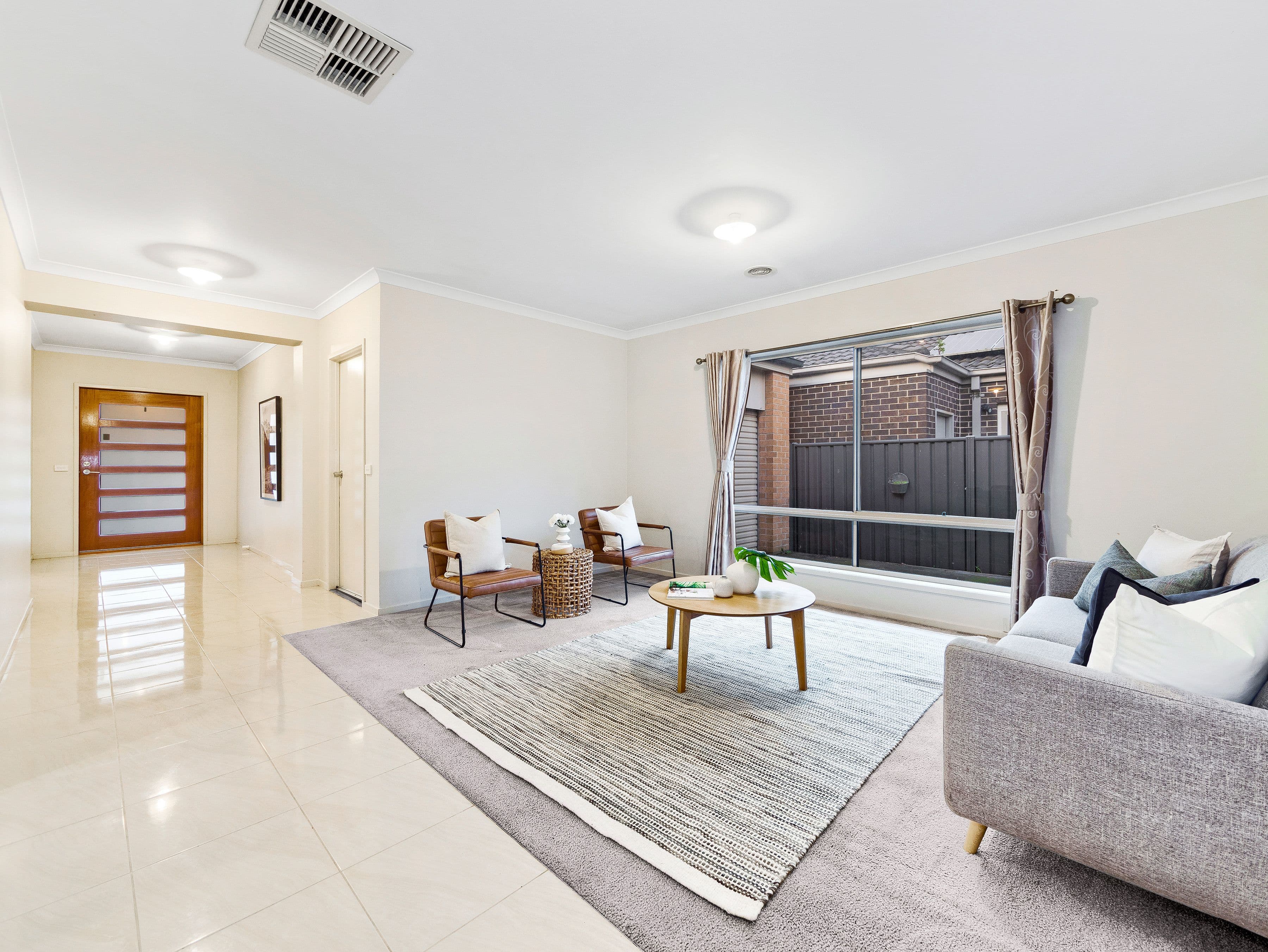 30 Kindred Avenue, Cranbourne North VIC 3977, Cranbourne North - Thumbnail 2