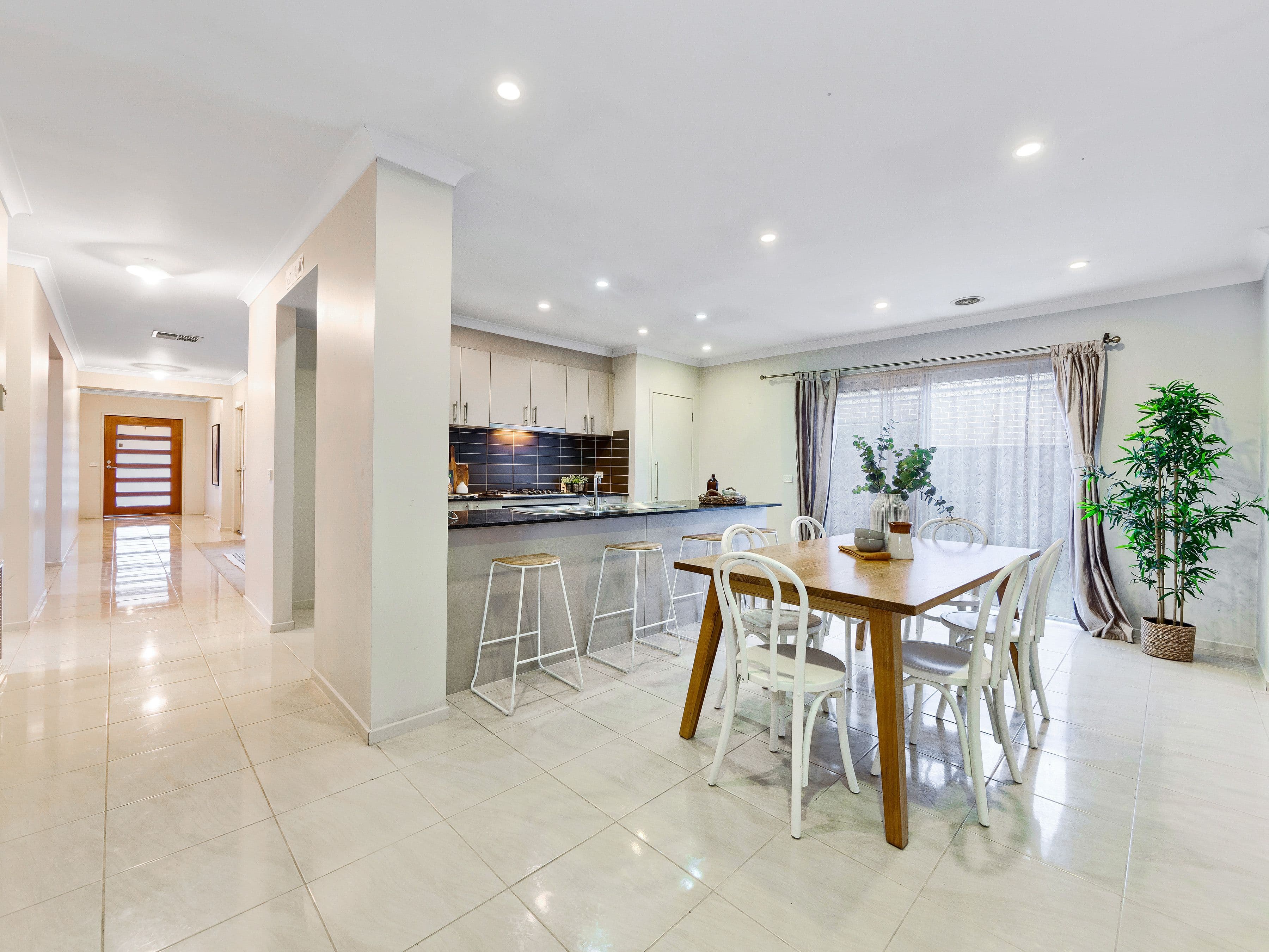 30 Kindred Avenue, Cranbourne North VIC 3977, Cranbourne North - Thumbnail 7