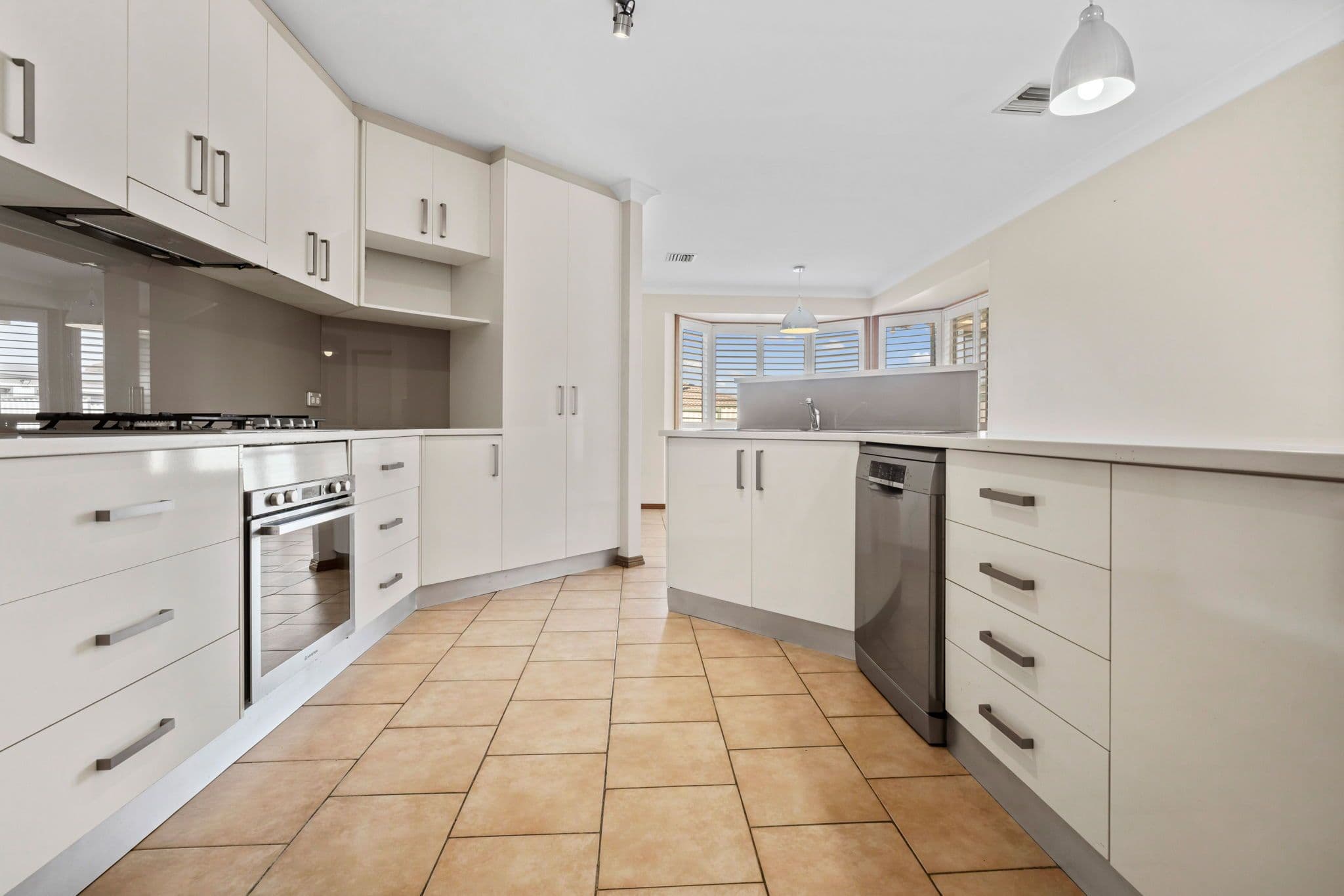 22 McDermott Drive, Goulburn NSW 2580, Goulburn - Thumbnail 3