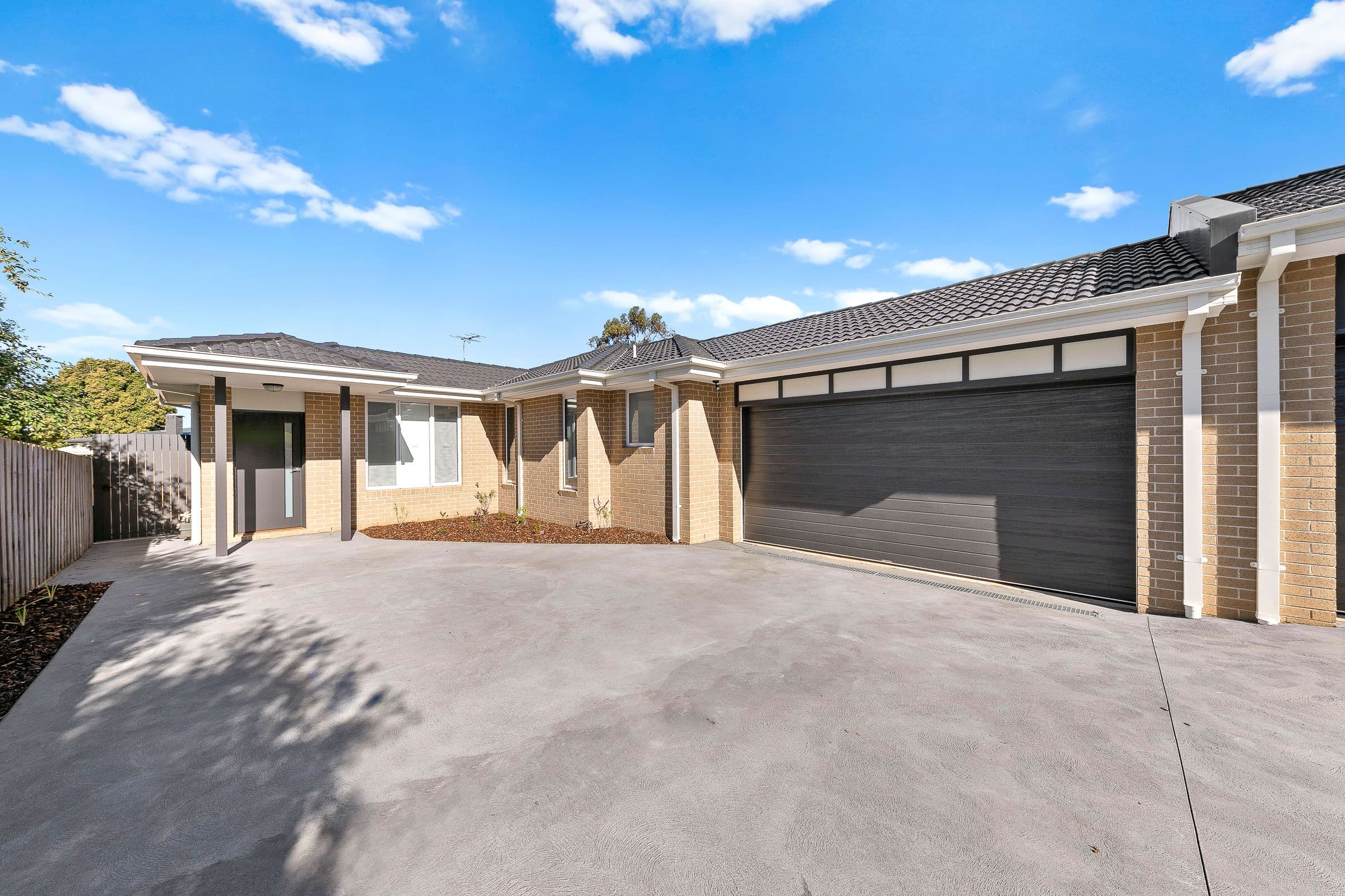 44 Main South Road, Drouin VIC 3818, Drouin - Image 1