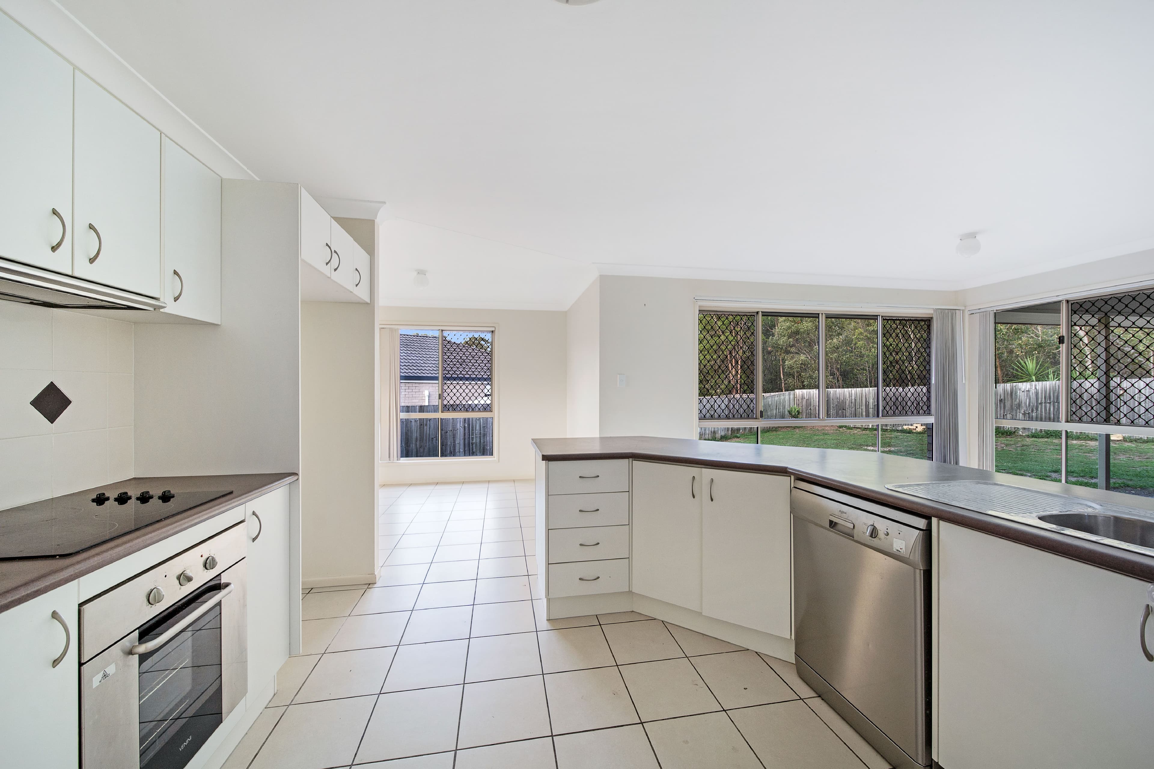 40 Spurway Street, Heritage Park QLD 4118, Heritage Park - Thumbnail 3