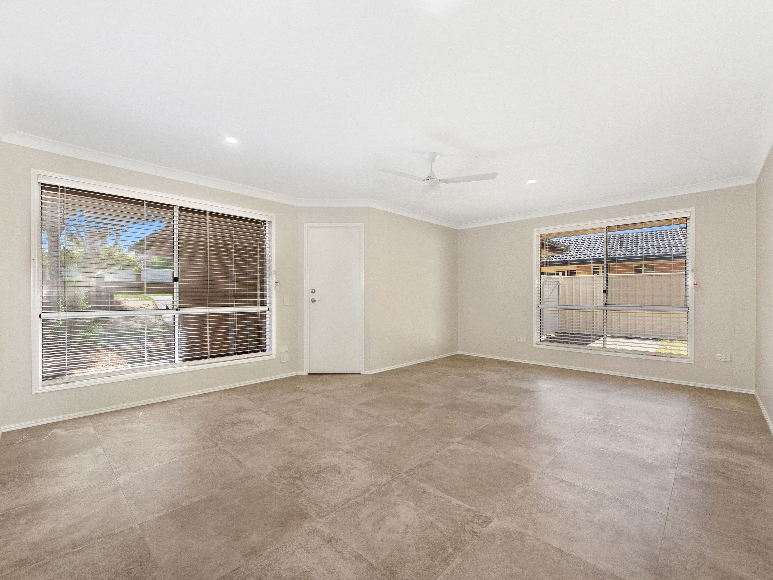 73 Henry Cotton Drive, Parkwood QLD 4214, Parkwood - Thumbnail 8