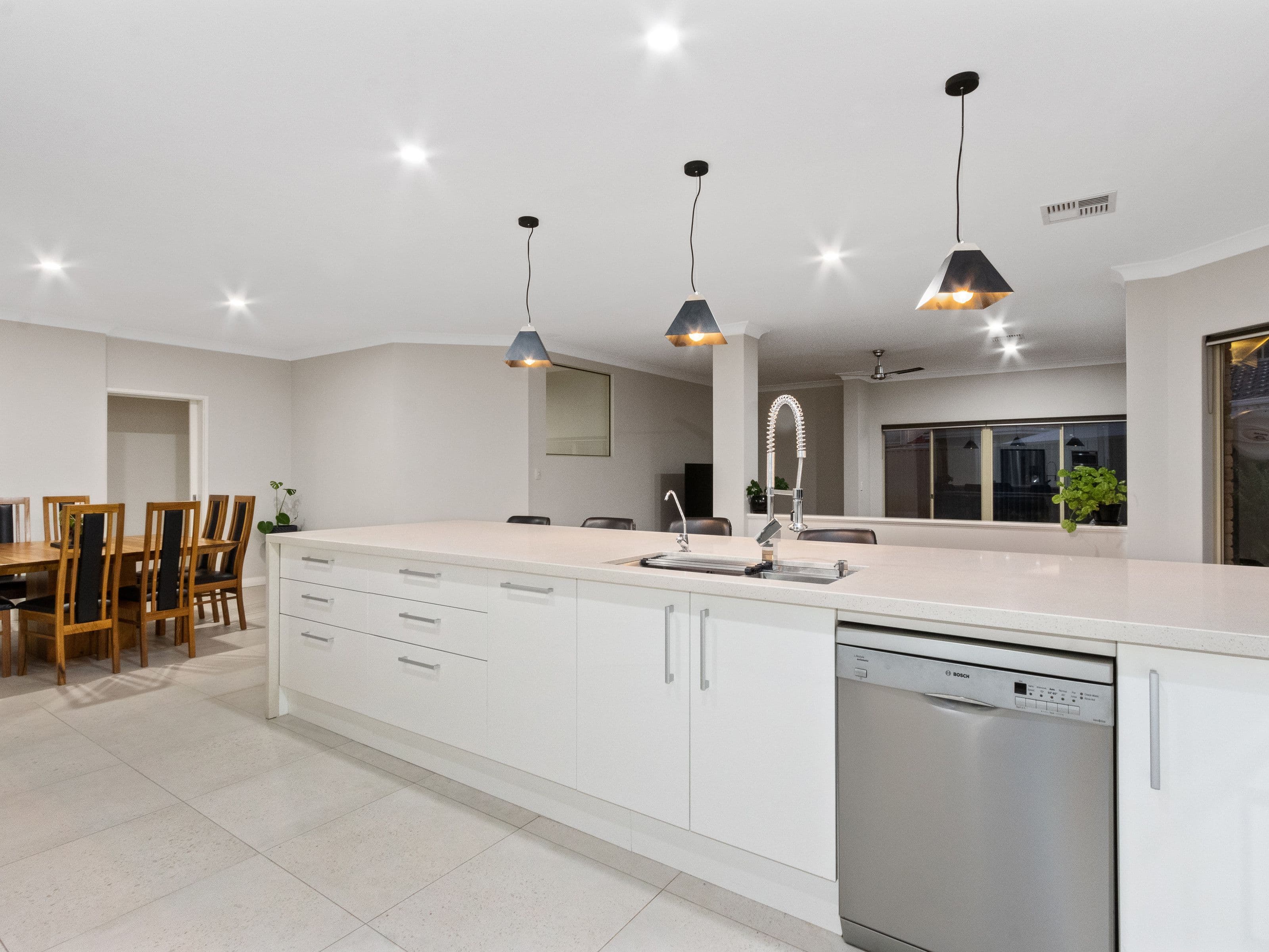 4 Mullingar Close, Waterford WA 6152, Waterford - Thumbnail 8