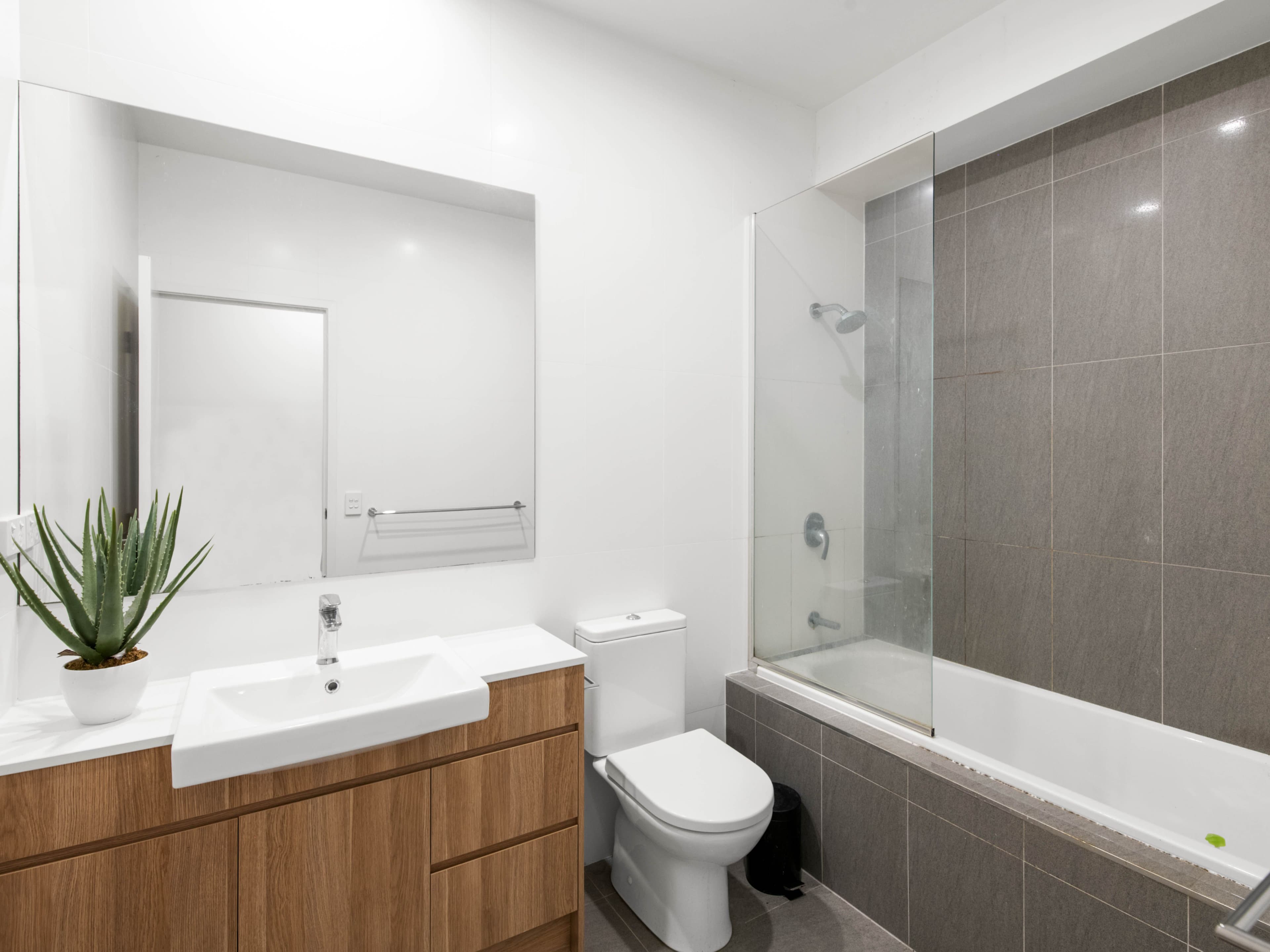 12 Gibson Lane, Morningside QLD 4170, Morningside - Thumbnail 7