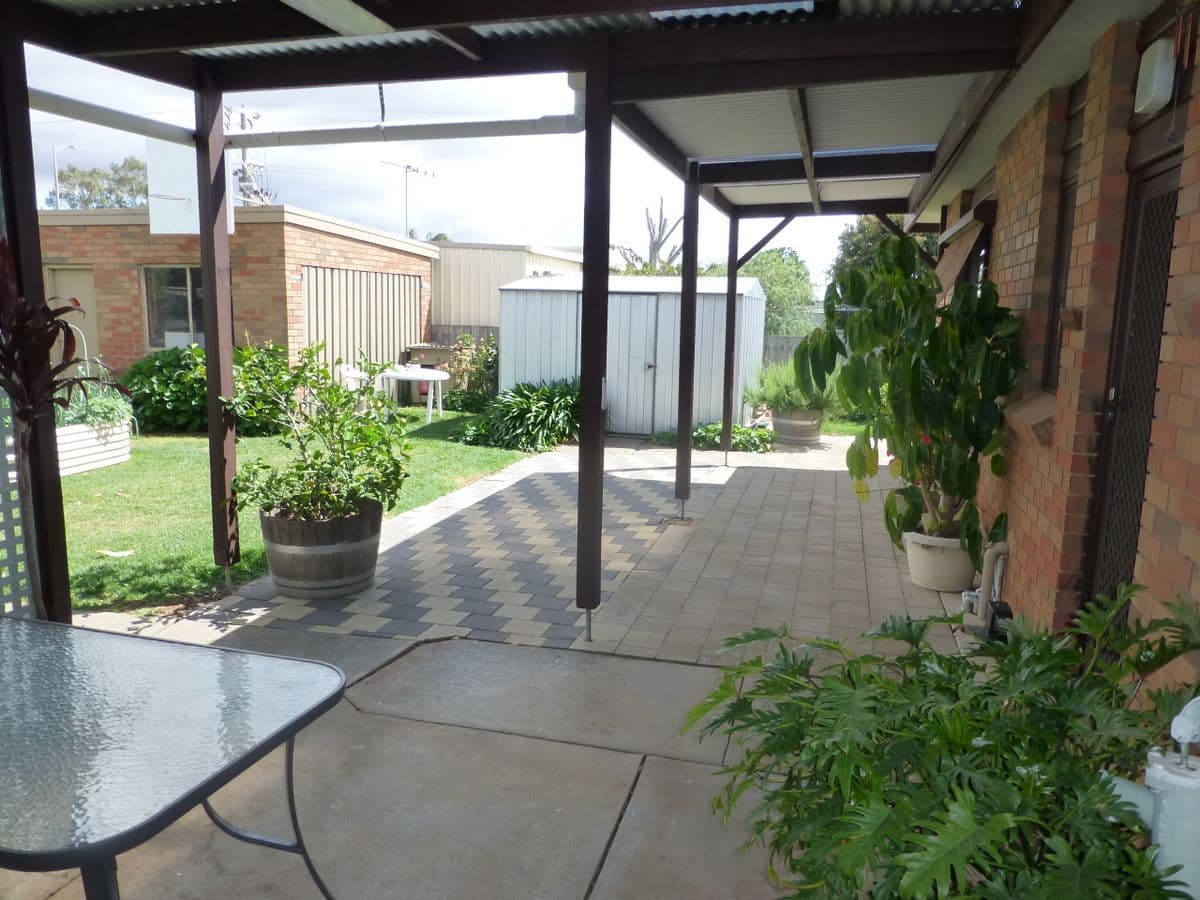 37 Shackell Street, ECHUCA VIC 3564, Echuca - Thumbnail 4