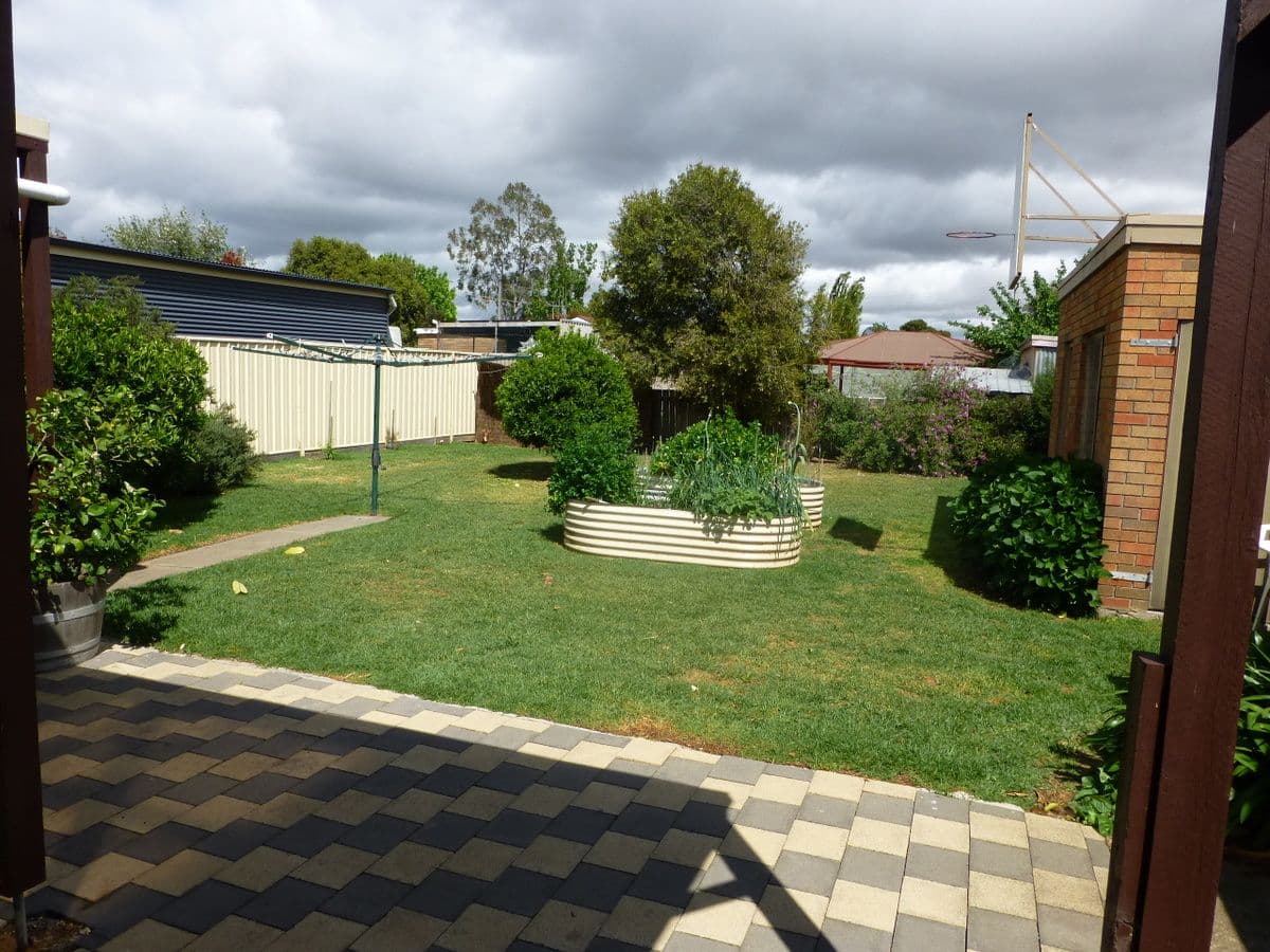 37 Shackell Street, ECHUCA VIC 3564, Echuca - Thumbnail 8
