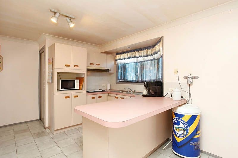 1 Tulloch Place, EDENSOR PARK NSW 2176, Edensor Park - Thumbnail 4