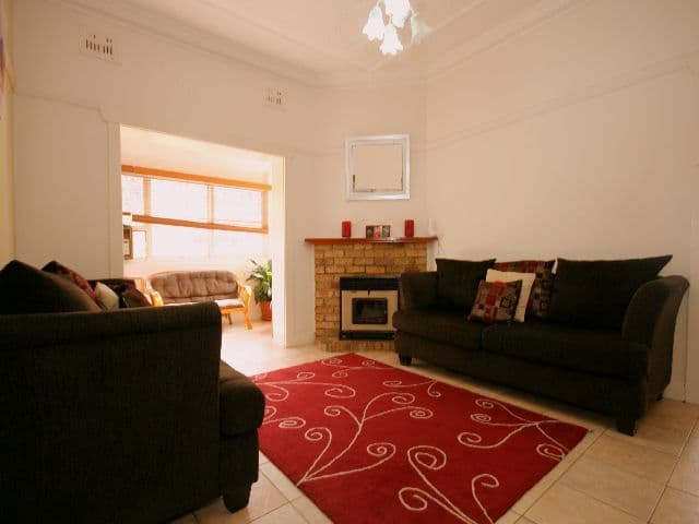 2 Griffiths Avenue, PUNCHBOWL NSW 2196, Punchbowl - Thumbnail 2