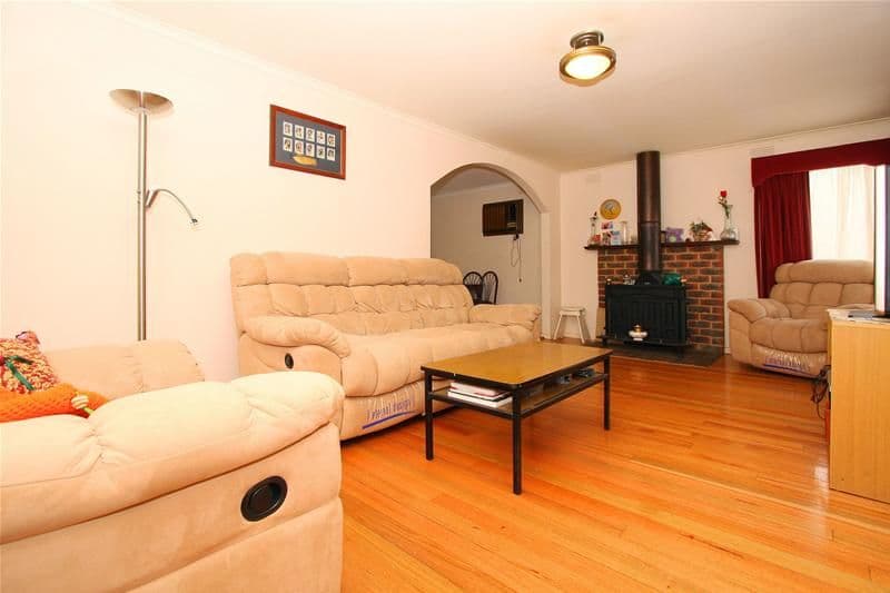 40 Cabernet Crescent, BUNDOORA VIC 3083, Bundoora - Thumbnail 3