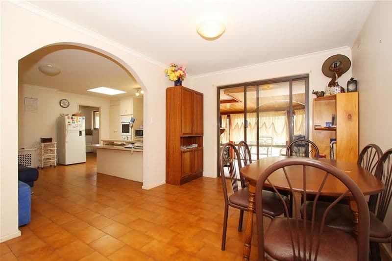 40 Cabernet Crescent, BUNDOORA VIC 3083, Bundoora - Thumbnail 4