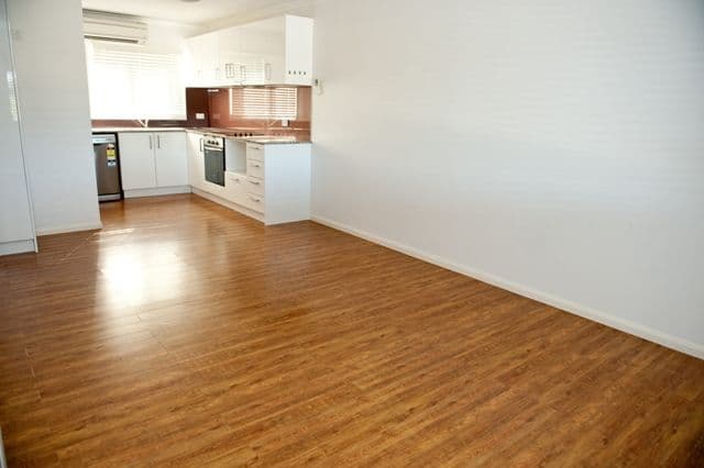 29 Scriha Street, NORTH MACKAY QLD 4740, North Mackay - Thumbnail 2