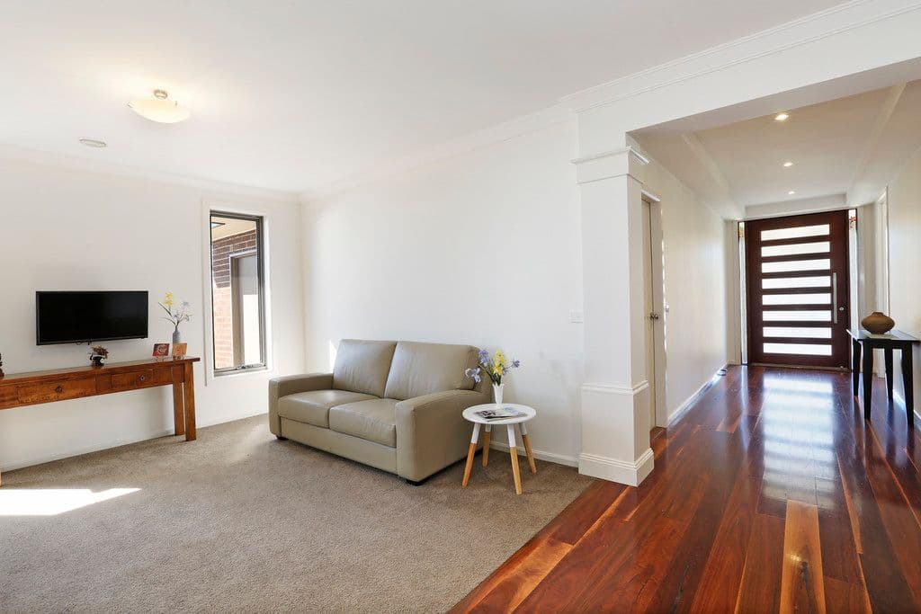 8 Avondale Avenue, Highton VIC 3216, Highton - Thumbnail 7