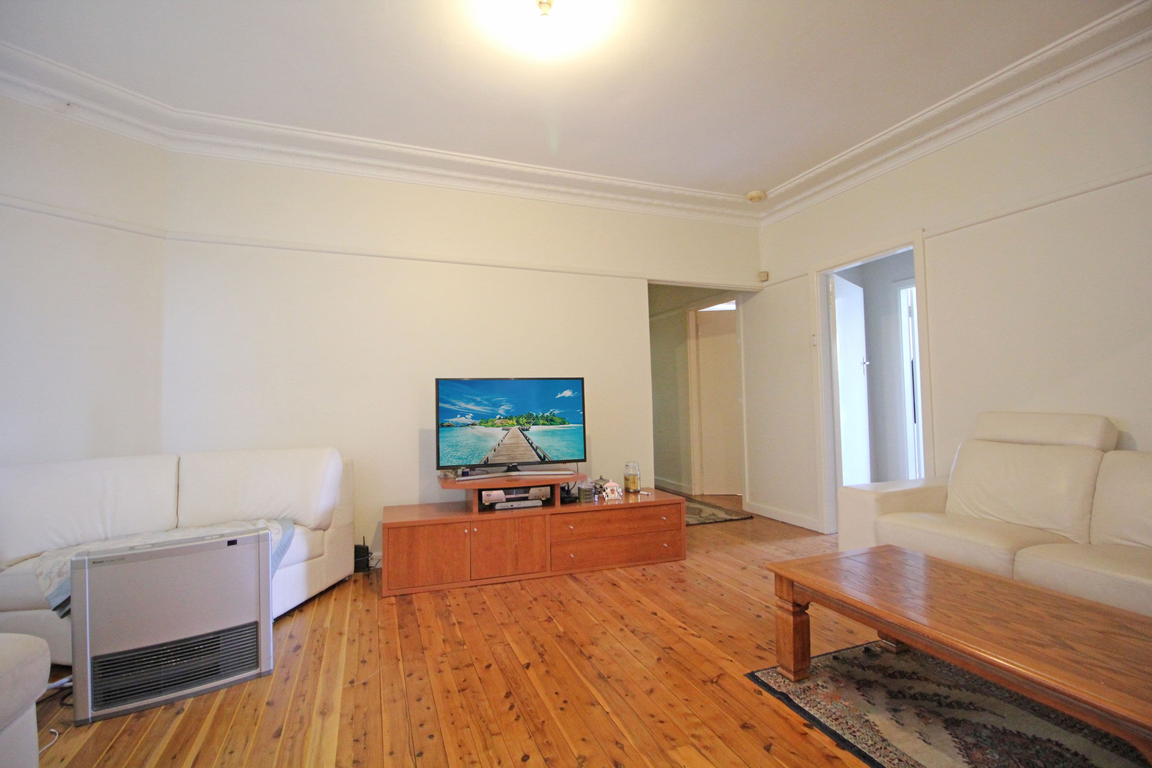 1 Francis Street, Fairfield - Thumbnail 4
