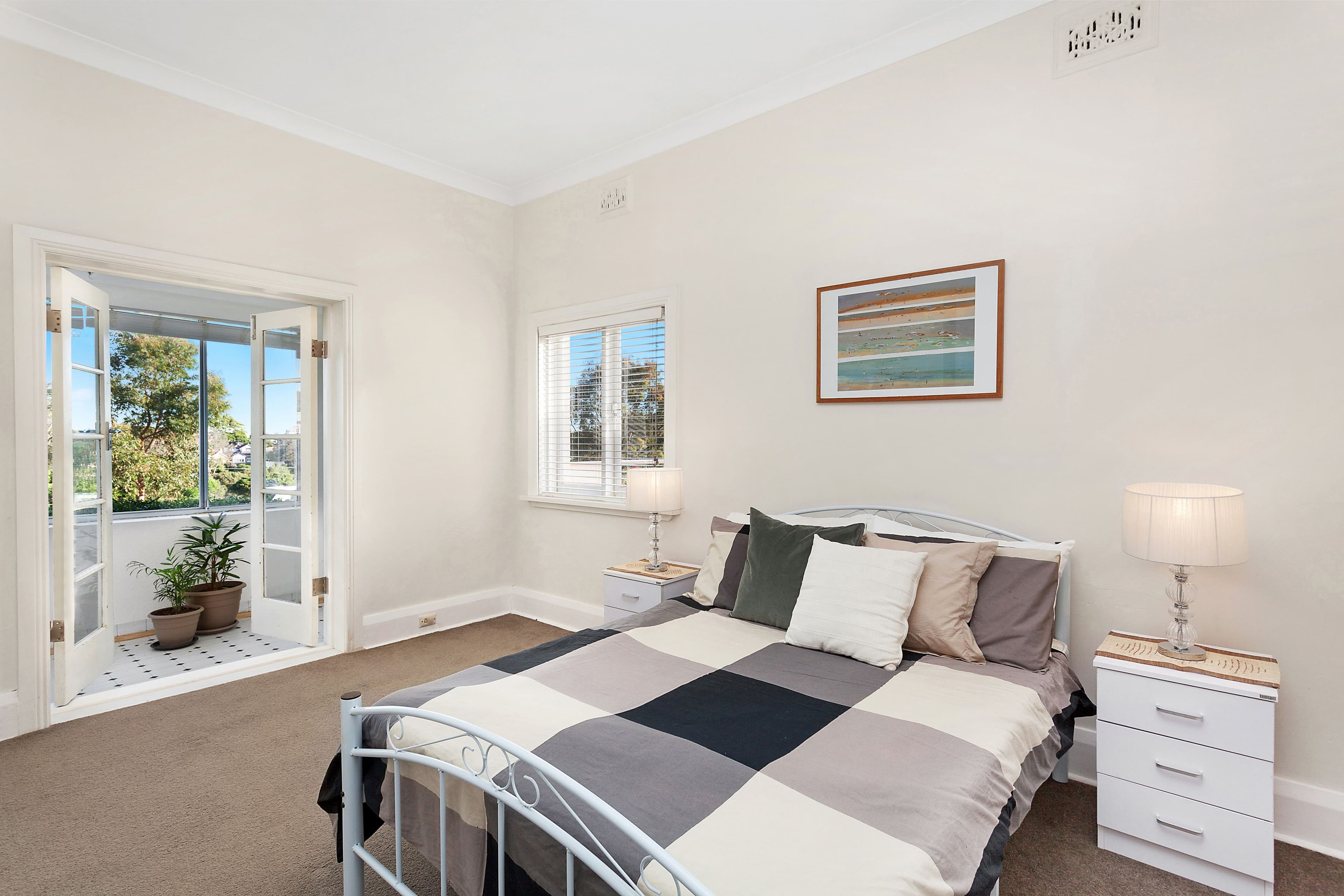 5 John Street, Queens Park - Thumbnail 4