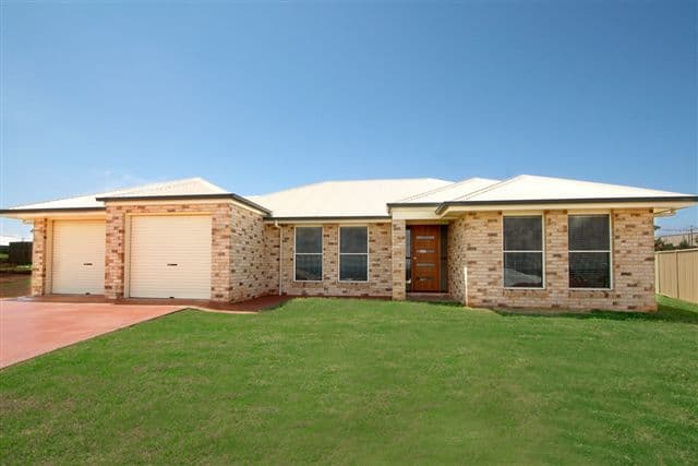 36 Smythe Drive, HIGHFIELDS QLD 4352, Highfields - Image 1