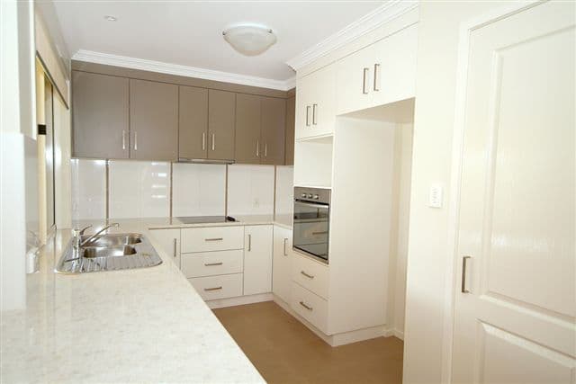 36  Smythe Drive, HIGHFIELDS QLD 4352, Highfields - Thumbnail 3