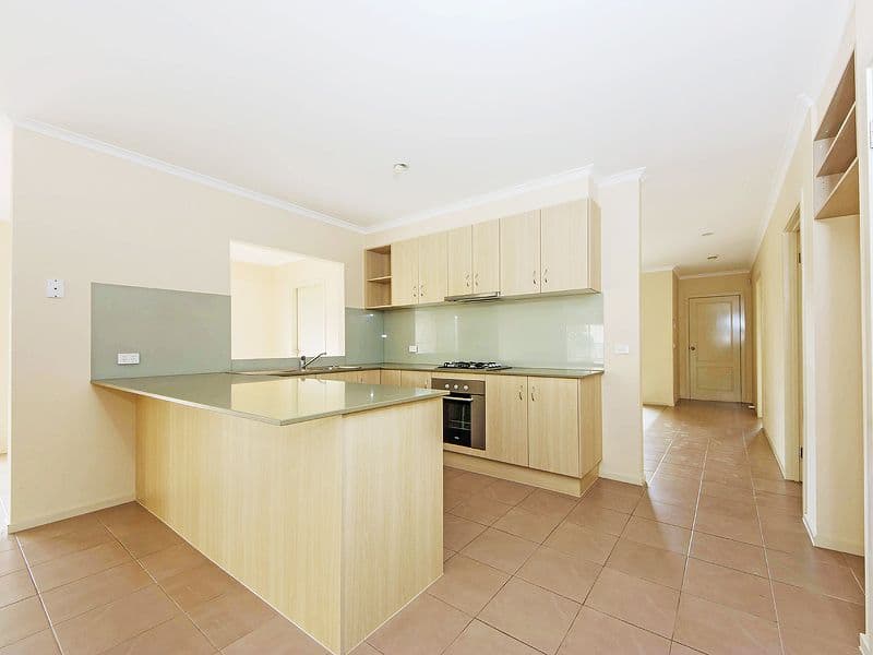 57 Monterey Bay Drive, Sanctuary Lakes VIC 3030, Sanctuary Lakes - Thumbnail 6
