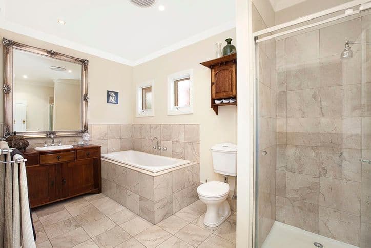 32 Caringal Avenue, DONCASTER VIC 3108, Doncaster - Thumbnail 8