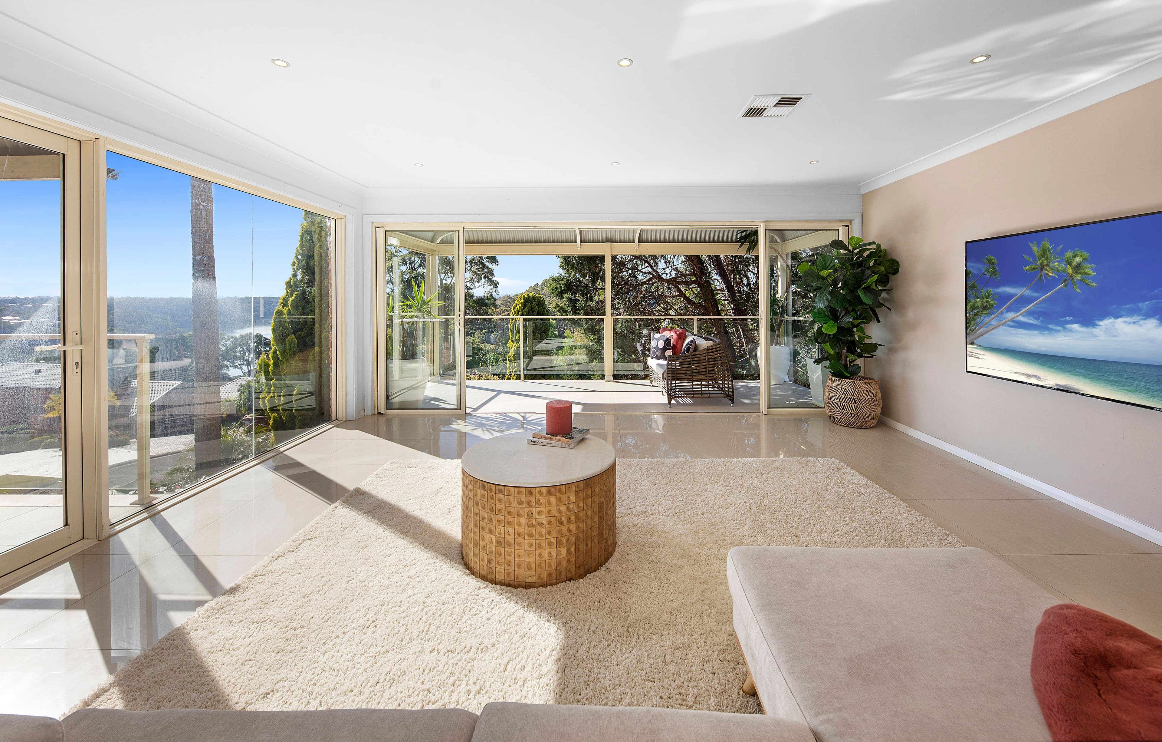 6 Gascoyne Place, Illawong NSW 2234, Illawong - Thumbnail 2