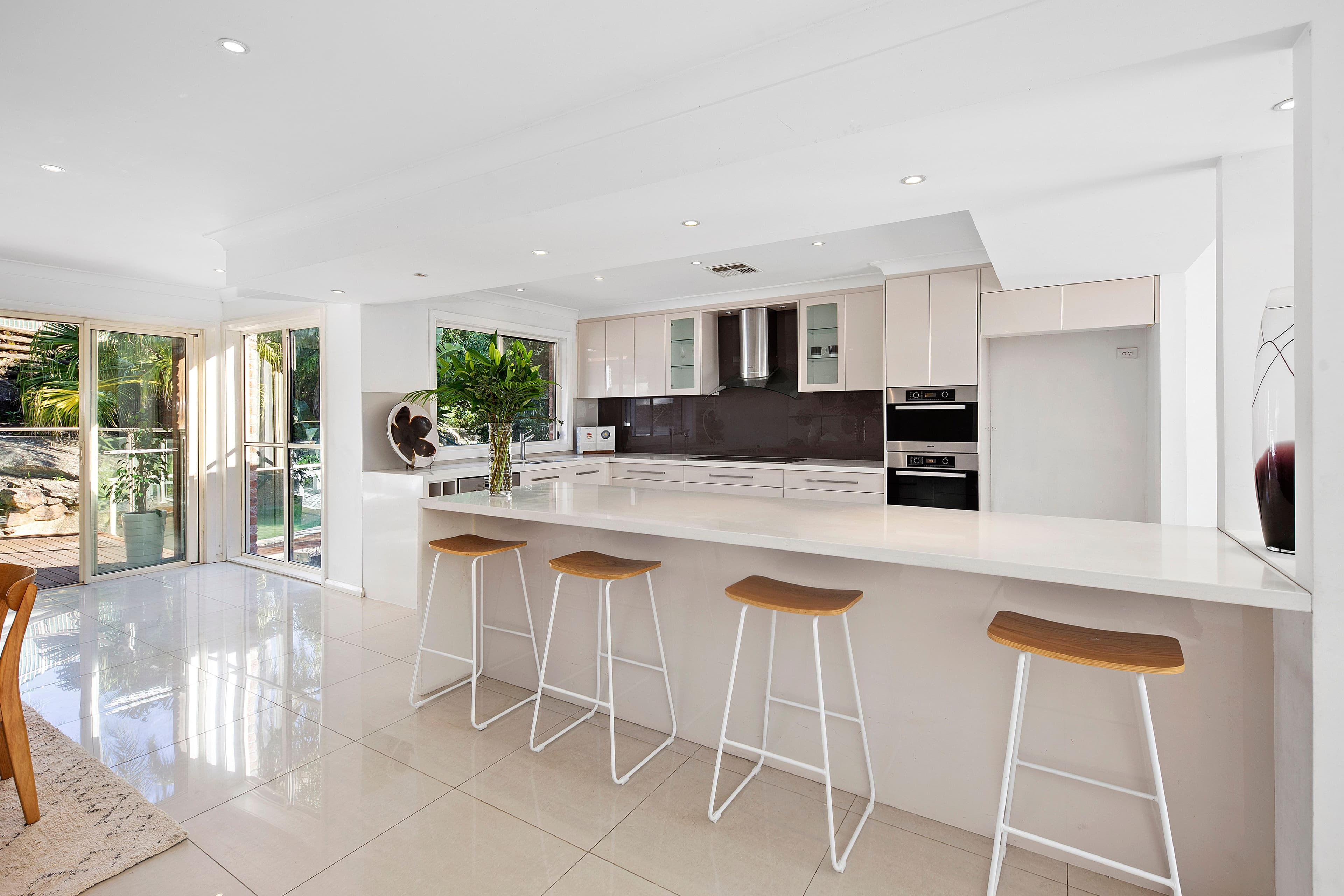6 Gascoyne Place, Illawong NSW 2234, Illawong - Thumbnail 3