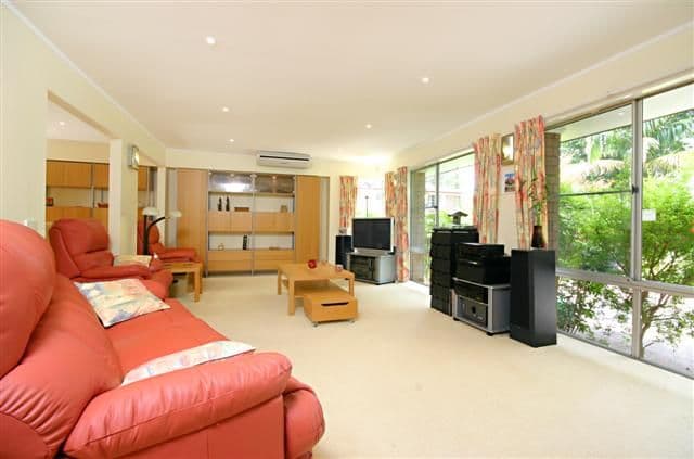 15 Ferguson Avenue, CASTLE HILL NSW 2154, Castle Hill - Thumbnail 4