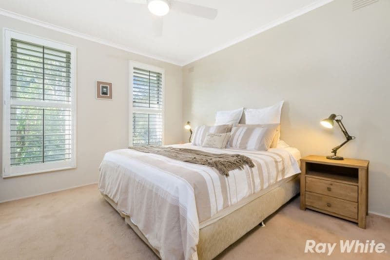 2 Brett Court, Cheltenham VIC 3192, Cheltenham - Thumbnail 3