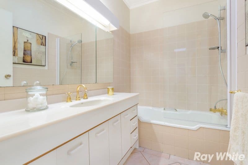 2 Brett Court, Cheltenham VIC 3192, Cheltenham - Thumbnail 6