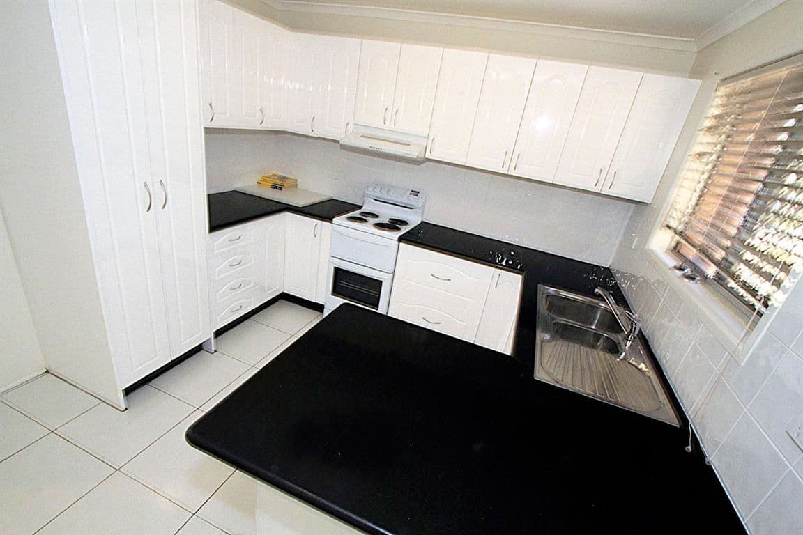 17 Bruigom Street, NORMAN GARDENS QLD 4701, Norman Gardens - Thumbnail 3
