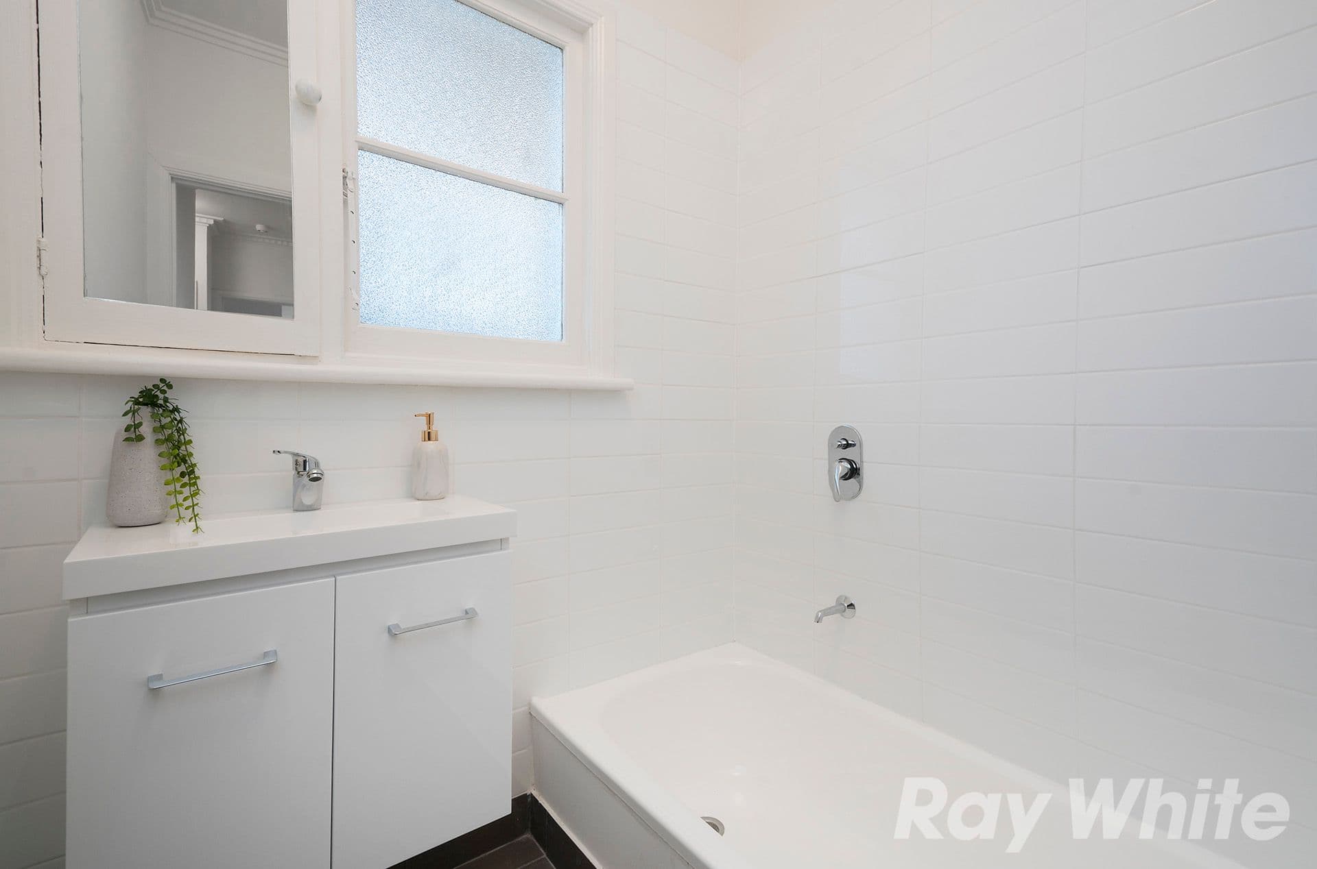 14 Cobham Street, Cheltenham VIC 3192, Cheltenham - Thumbnail 8
