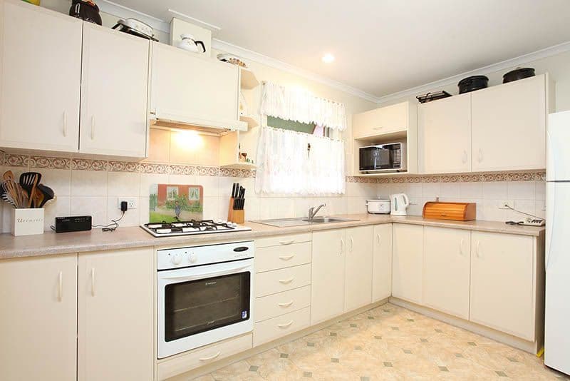 18 Eugene Crescent, Christie Downs SA 5164, Christie Downs - Thumbnail 3