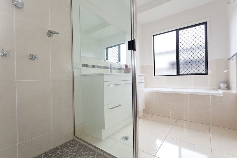 10 Wienert Street, EDMONTON QLD 4869, Edmonton - Thumbnail 7