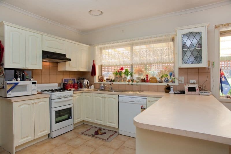 6 Myrtle Street, CAMPBELLFIELD VIC 3061, Campbellfield - Thumbnail 3