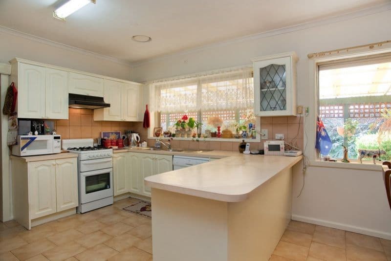 6 Myrtle Street, CAMPBELLFIELD VIC 3061, Campbellfield - Thumbnail 7