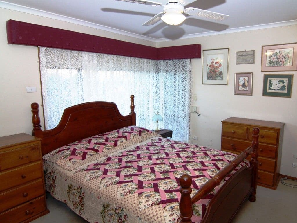 2 Hall Crescent, Loxton SA 5333, Loxton - Thumbnail 5