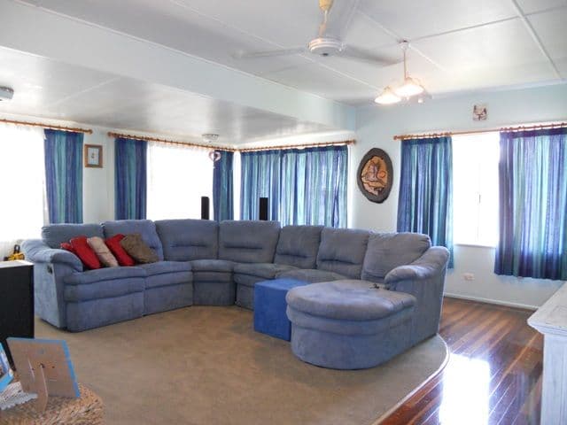 6 McKinley Street, NORTH MACKAY QLD 4740, North Mackay - Thumbnail 2