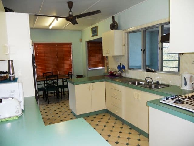 6 McKinley Street, NORTH MACKAY QLD 4740, North Mackay - Thumbnail 6