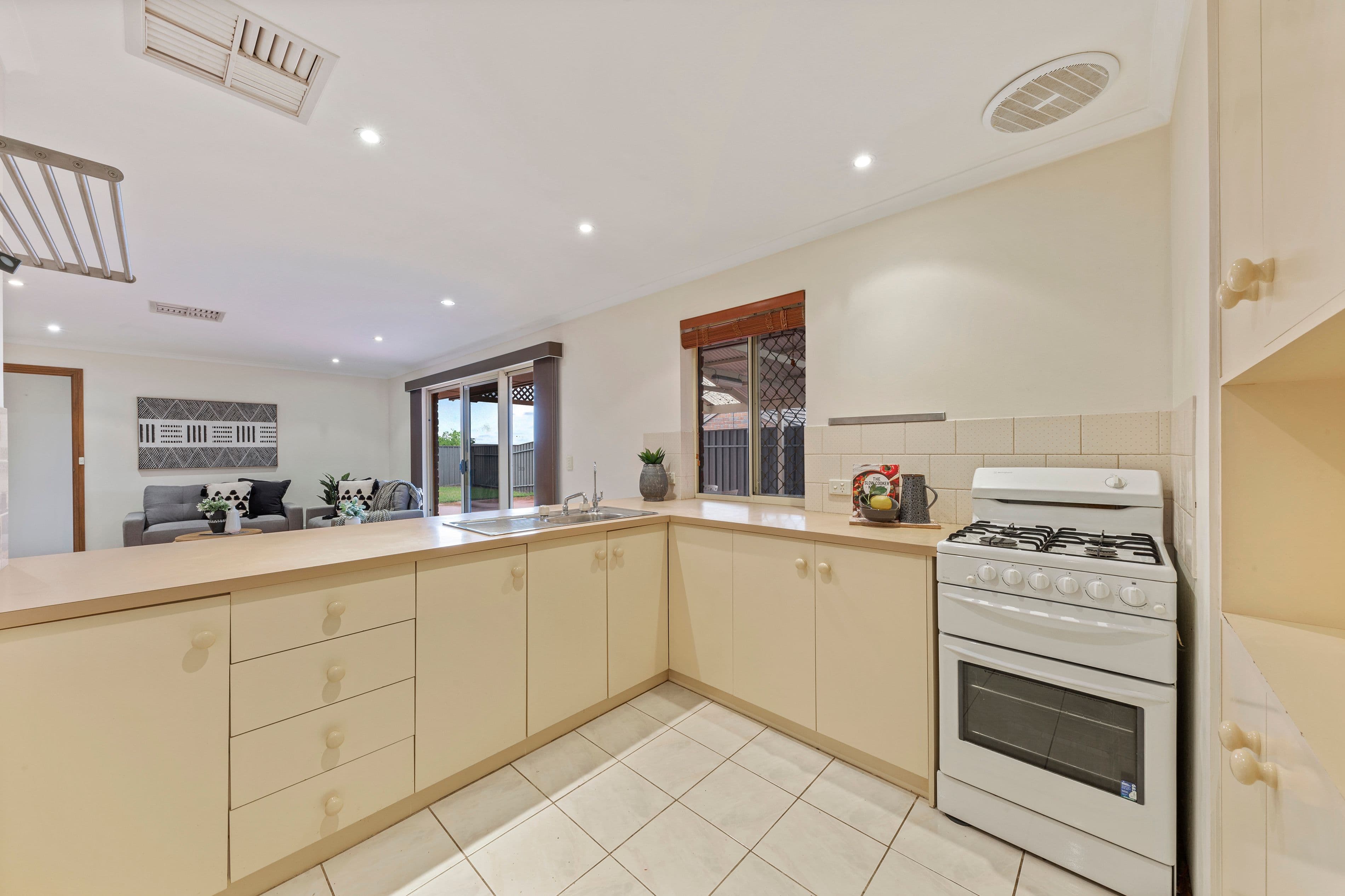 16 Essling Place, Greenwith SA 5125, Greenwith - Thumbnail 8
