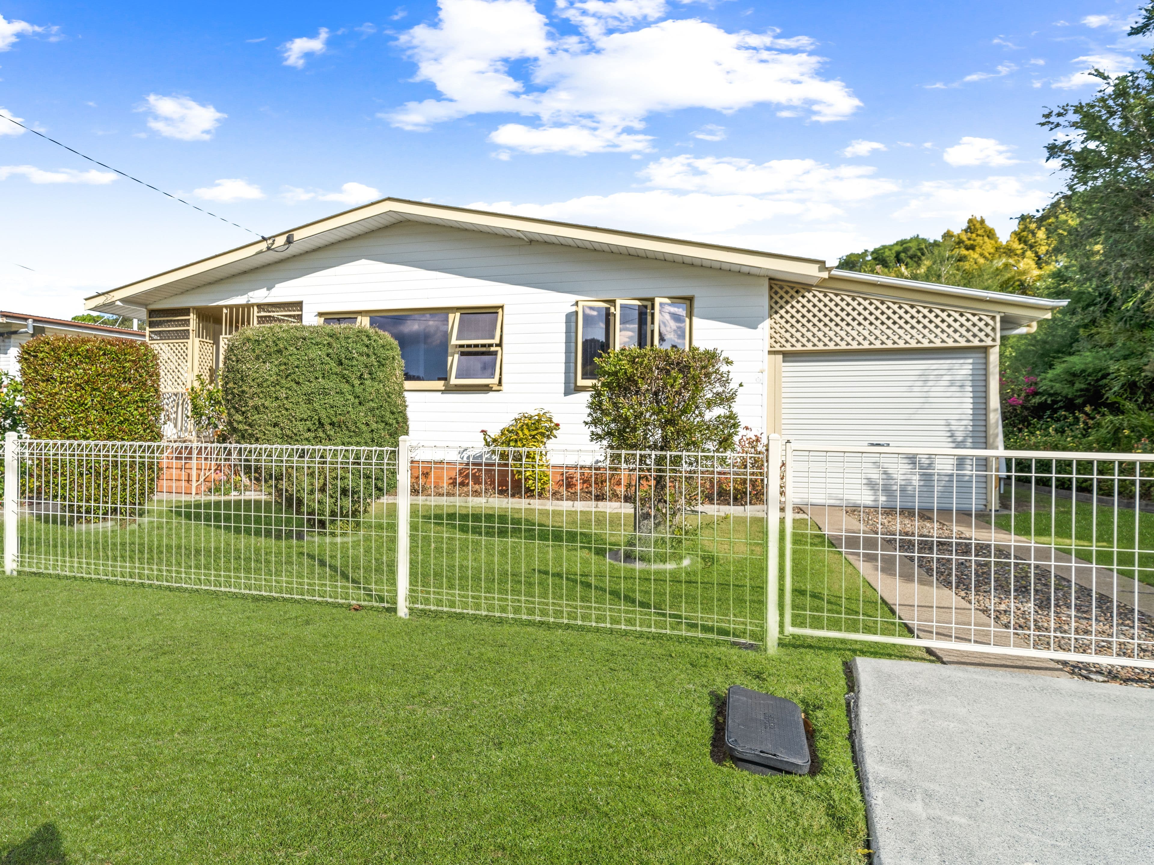 47 Vivian Street, Eastern Heights QLD 4305, Eastern Heights - Thumbnail 2
