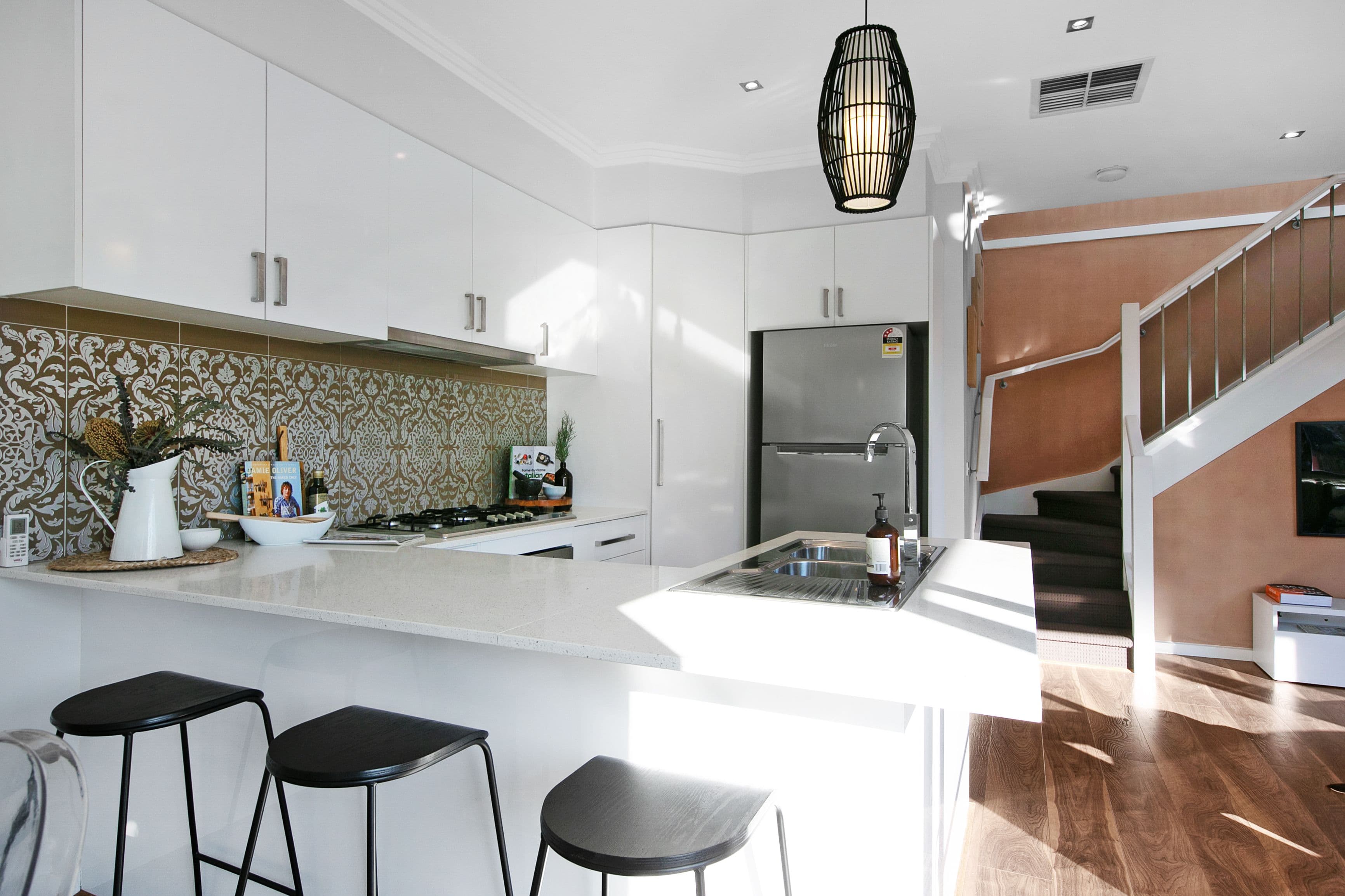 76 Darebin Boulevard, Reservoir VIC 3073, Reservoir - Thumbnail 5