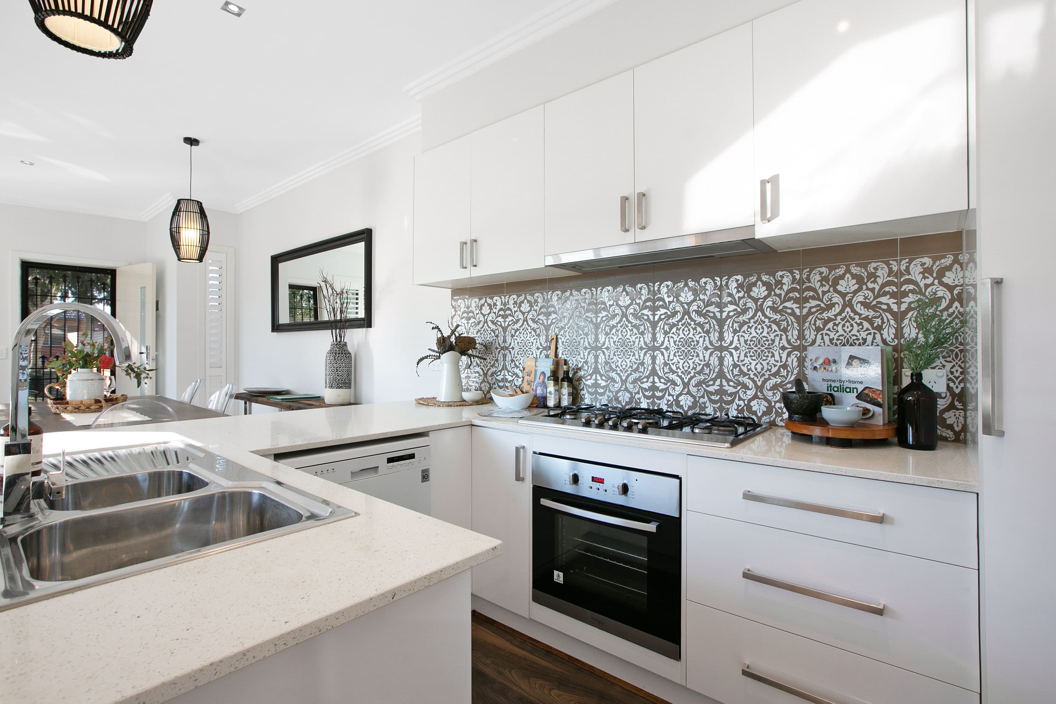 76 Darebin Boulevard, Reservoir VIC 3073, Reservoir - Thumbnail 6