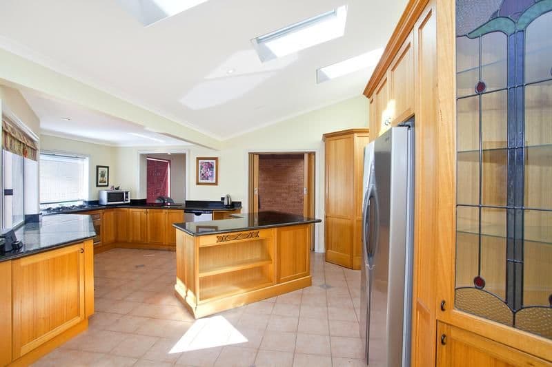15 Sammut Crescent, CHIPPING NORTON NSW 2170, Chipping Norton - Thumbnail 6