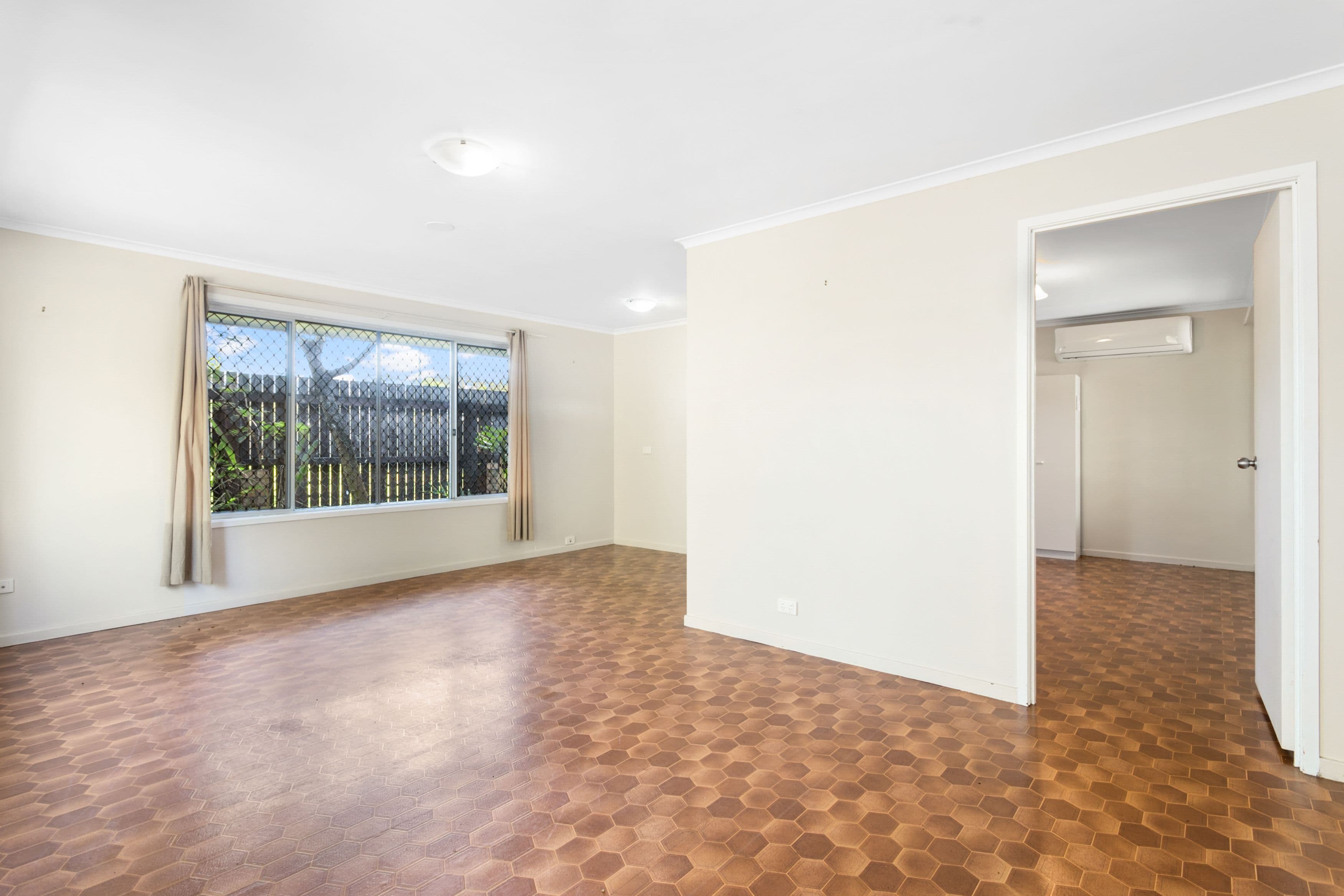 17 Fern Street, Deception Bay QLD 4508, Deception Bay - Thumbnail 4